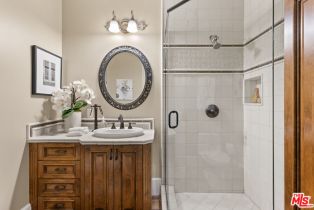 Single Family Residence, 13845 Magnolia blvd, Sherman Oaks, CA 91423 - 39