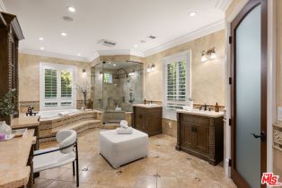 Single Family Residence, 13845 Magnolia blvd, Sherman Oaks, CA 91423 - 34