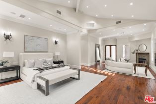 Single Family Residence, 13845 Magnolia blvd, Sherman Oaks, CA 91423 - 33