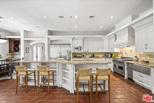 Single Family Residence, 13845 Magnolia blvd, Sherman Oaks, CA 91423 - 28