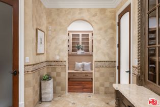 Single Family Residence, 13845 Magnolia blvd, Sherman Oaks, CA 91423 - 36