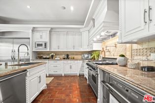 Single Family Residence, 13845 Magnolia blvd, Sherman Oaks, CA 91423 - 26