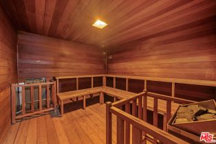 , 10701 Wilshire blvd, Westwood, CA 90024 - 18