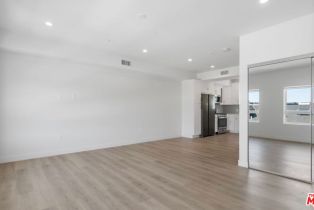 , 2336 Westwood blvd, Westwood, CA 90064 - 4