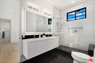 Single Family Residence, 20171 Bayview ave, Newport Beach, CA 92660 - 32