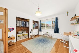 Single Family Residence, 1600 Pepper st, Burbank, CA 91505 - 11