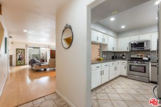 Condominium, 847 17th st, Santa Monica, CA 90403 - 4