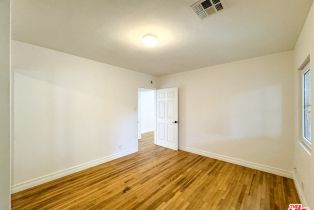 Apartment, 1116 Chelsea ave, Santa Monica, CA 90403 - 14
