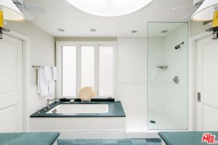 Single Family Residence, 1935 Ocean way, Laguna Beach, CA 92651 - 33