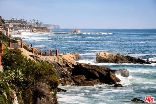 Single Family Residence, 1935 Ocean way, Laguna Beach, CA 92651 - 60