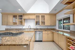Condominium, 4250 Via Dolce, Marina Del Rey, CA 90292 - 10