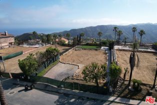 , 16664 Via Pacifica, Pacific Palisades, CA 90272 - 4