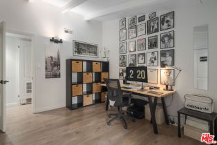 Single Family Residence, 19805 Hamlin st, Woodland Hills, CA 91367 - 23