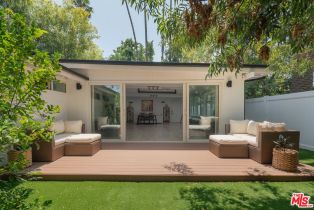 Single Family Residence, 19805 Hamlin st, Woodland Hills, CA 91367 - 33