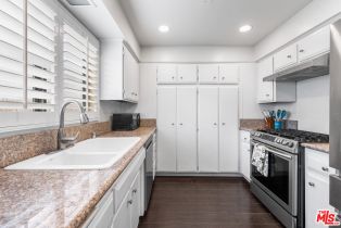 Condominium, 12930 Valleyheart dr, Studio City, CA 91604 - 14