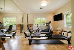 Single Family Residence, 3825 Longridge ave, Sherman Oaks, CA 91423 - 45