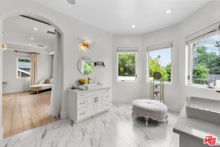 Single Family Residence, 717 Los Robles ave, Pasadena, CA 91106 - 21