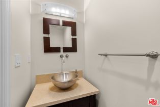 Single Family Residence, 717 Los Robles ave, Pasadena, CA 91106 - 43