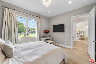 Single Family Residence, 717 Los Robles ave, Pasadena, CA 91106 - 37