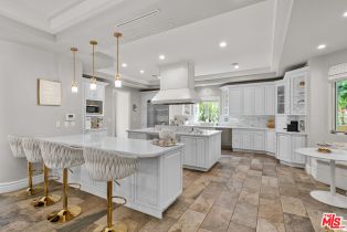 Single Family Residence, 717 Los Robles ave, Pasadena, CA 91106 - 8