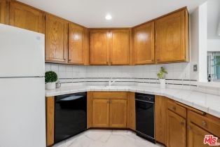 Condominium, 5333 Zelzah ave, Encino, CA 91316 - 5