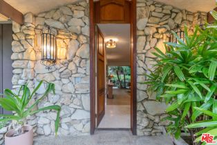 Single Family Residence, 4943 Queen Victoria rd, Woodland Hills, CA 91364 - 33