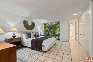 Single Family Residence, 4943 Queen Victoria rd, Woodland Hills, CA 91364 - 17