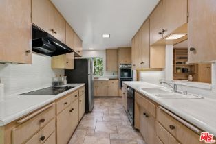 Single Family Residence, 4943 Queen Victoria rd, Woodland Hills, CA 91364 - 14