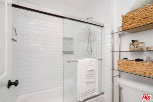 Condominium, 5500 Owensmouth ave, Woodland Hills, CA 91367 - 6