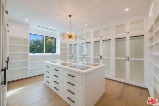 Single Family Residence, 15907 Valley Vista blvd, Encino, CA 91436 - 27