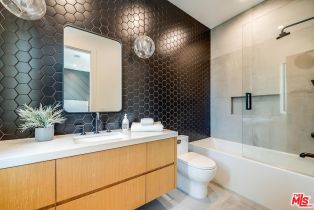 Single Family Residence, 15907 Valley Vista blvd, Encino, CA 91436 - 47