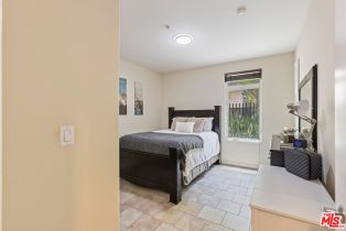 Condominium, 250 First st, Burbank, CA 91502 - 13