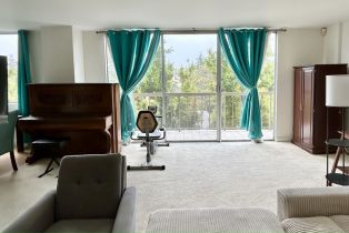 , 10747 Wilshire blvd, Westwood, CA 90024 - 7