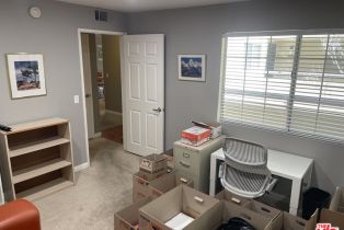 , 21550 Burbank blvd, Woodland Hills, CA 91367 - 8