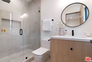 Single Family Residence, 22616 Hatteras st, Woodland Hills, CA 91367 - 24