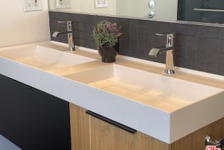 Condominium, 2237 Bentley ave, Westwood, CA 90064 - 48