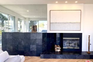 Condominium, 2237 Bentley ave, Westwood, CA 90064 - 4