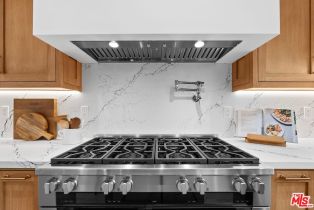 Single Family Residence, 913 Beverly Glen blvd, Bel Air, CA 90077 - 17