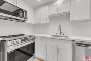 , 5715 Oso ave, Woodland Hills, CA 91367 - 64