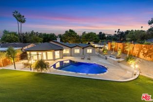 , 5715 Oso ave, Woodland Hills, CA 91367 - 2