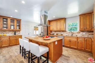 , 17001 Bollinger dr, Pacific Palisades, CA 90272 - 7