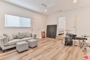 , 21905 Viscanio rd, Woodland Hills, CA 91364 - 17