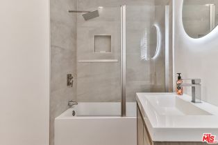 , 21905 Viscanio rd, Woodland Hills, CA 91364 - 28