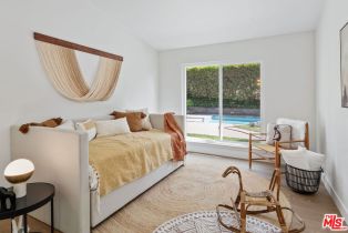 Single Family Residence, 22946 Brenford st, Woodland Hills, CA 91364 - 39