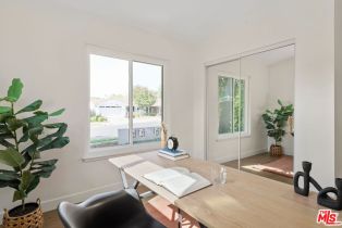 Single Family Residence, 22946 Brenford st, Woodland Hills, CA 91364 - 42