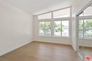 Single Family Residence, 22946 Brenford st, Woodland Hills, CA 91364 - 43