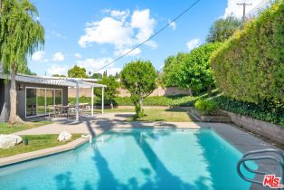 Single Family Residence, 22946 Brenford st, Woodland Hills, CA 91364 - 51