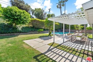 Single Family Residence, 22946 Brenford st, Woodland Hills, CA 91364 - 57