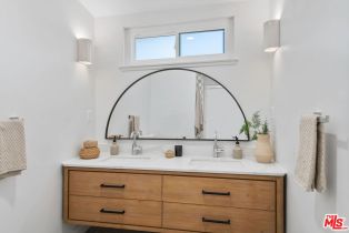 Single Family Residence, 22946 Brenford st, Woodland Hills, CA 91364 - 47