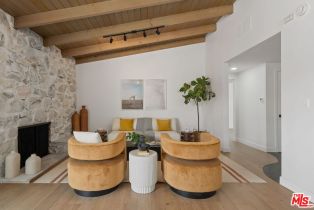 Single Family Residence, 22946 Brenford st, Woodland Hills, CA 91364 - 12